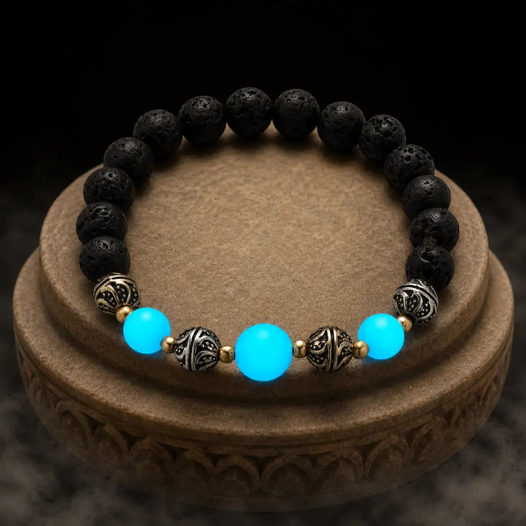 labradorite jewellery glowing bead bracelet with crystal accents and premium style appeal