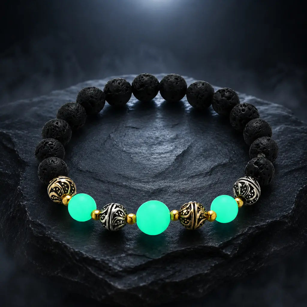 labradorite jewellery gemstone bracelet with glowing accents and artisan bead styling appeal