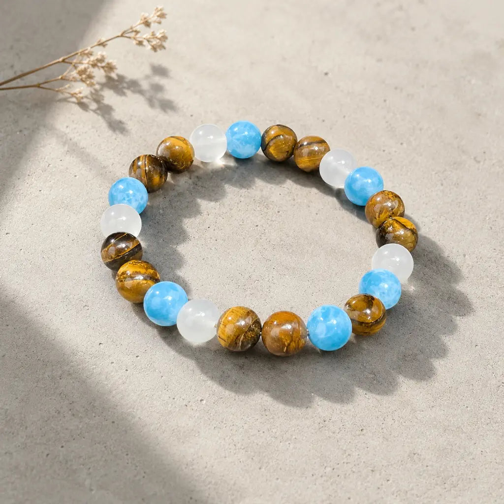 Tiger eye bracelet displayed in natural lighting with gemstone jewelry details and refined style appeal