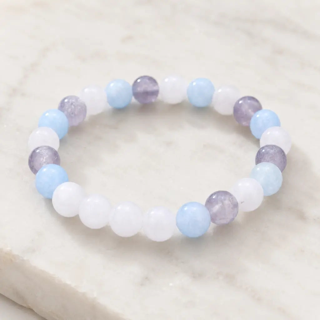 whitemoon stone-aquamarine bracelet featuring soft blue and white gemstone beads for elegant daily wear